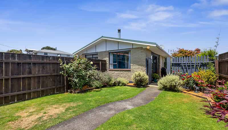 32A Simons Street, Moturoa
