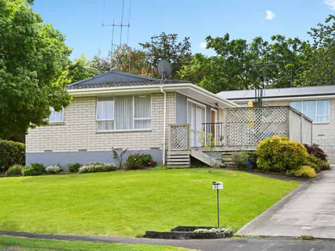 22 Sunnyhills Avenue, Glenview