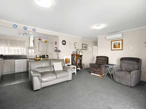 22 Sunnyhills Avenue, Glenview