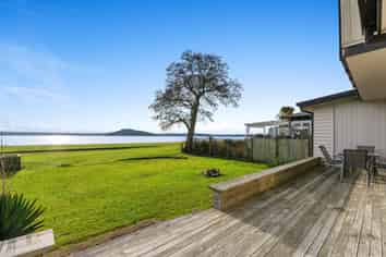 11B Willow Avenue, Hannahs Bay
