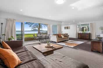 11B Willow Avenue, Hannahs Bay