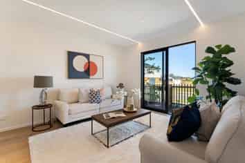 13 Taipahitini Road, Rosehill