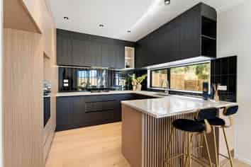 13 Taipahitini Road, Rosehill