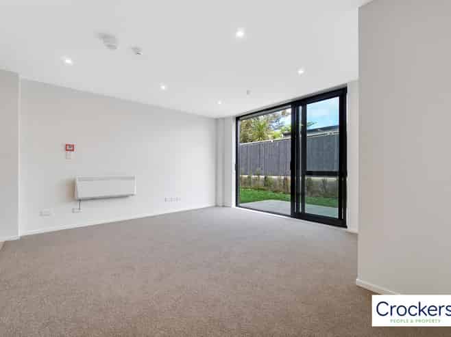 1/4 Treasure Lane, Te Atatu South