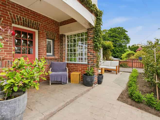 20 McGeorge Avenue, Mornington