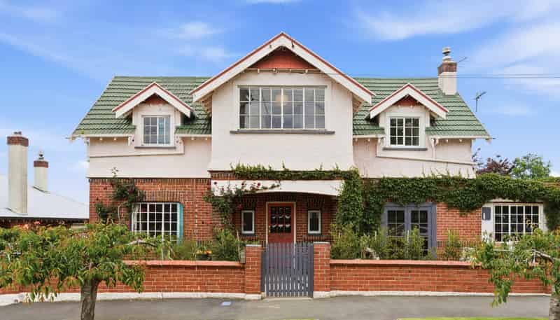 20 McGeorge Avenue, Mornington