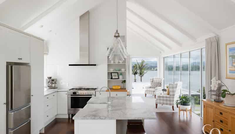 174 Grace Road, Avenues