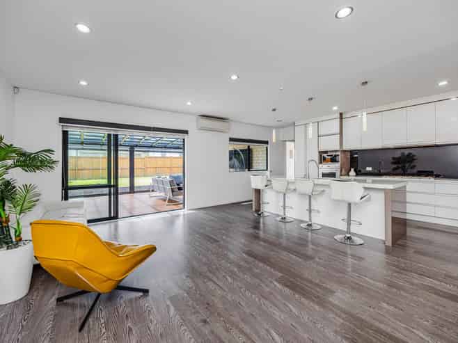 3 Castlederg Drive, Flat Bush