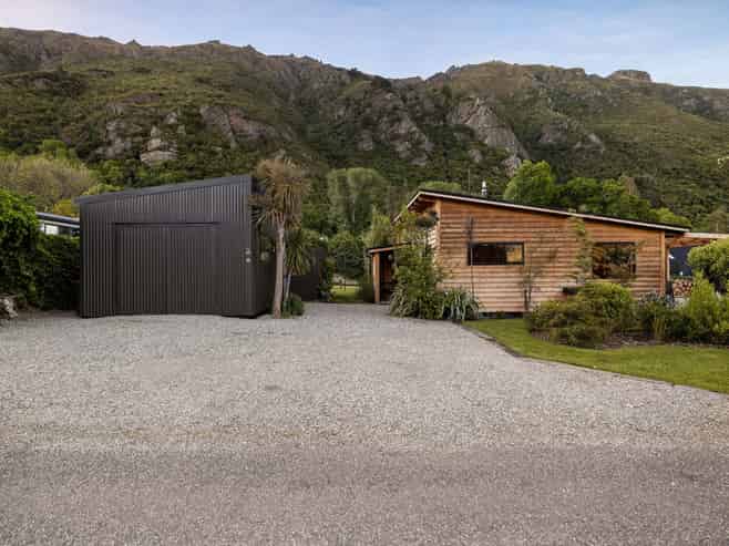 15 Somerset Street, Kingston