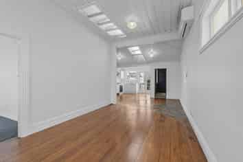 165 Lemon Street, Strandon