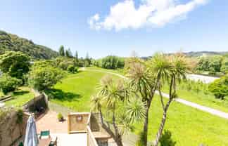 7/a Richard Street, Belmont