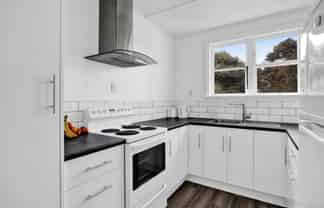 12 Dixon Avenue, Hawera