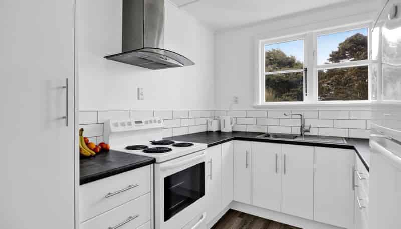 12 Dixon Avenue, Hawera