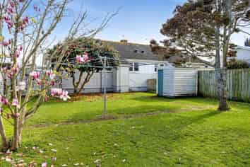 12 Dixon Avenue, Hawera