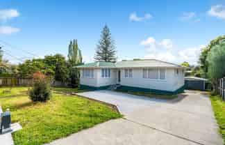 37 Chorley Avenue, Massey