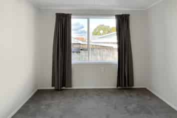 201a College Street, West End