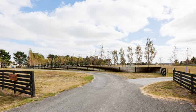27 Rangiotu Road, Himatangi