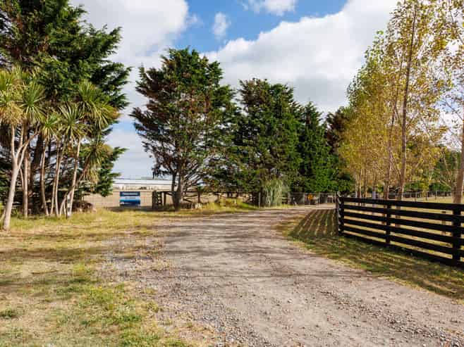 27 Rangiotu Road, Himatangi