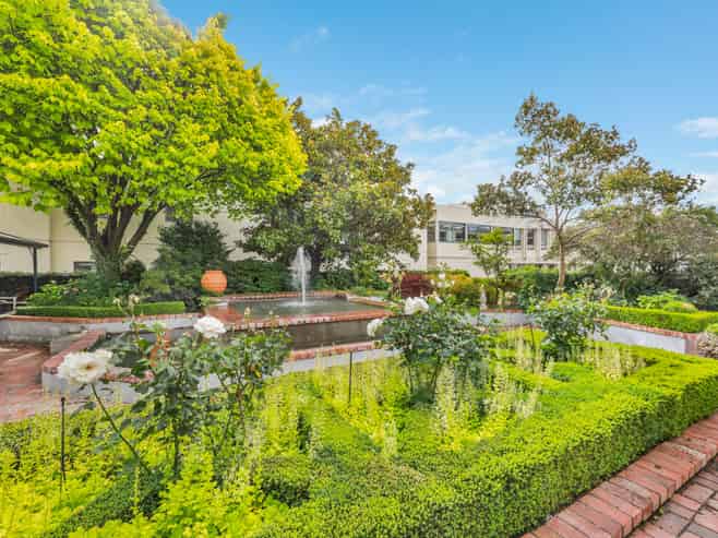 Historic Temple Chambers - A Rare Opportunity