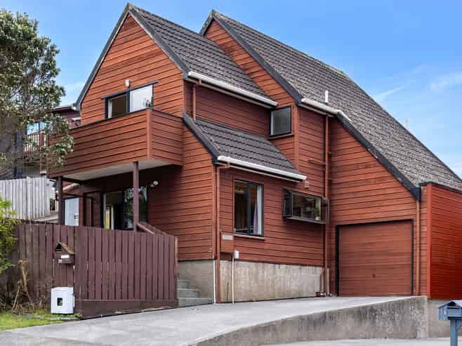 14B Landsdowne Terrace, Karori