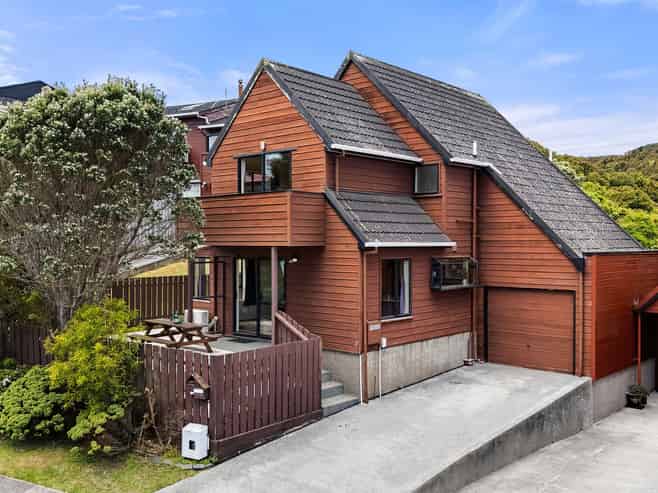 14B Landsdowne Terrace, Karori