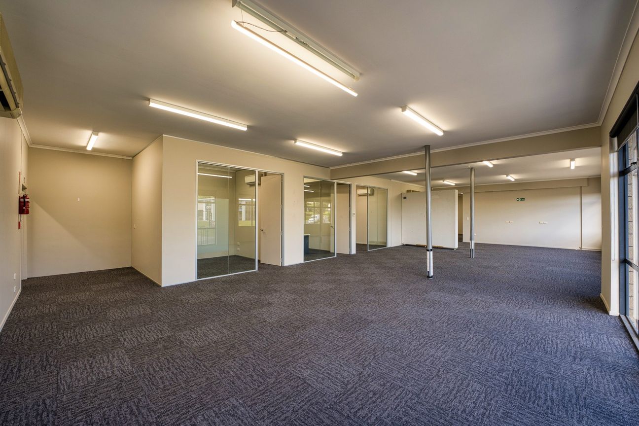 QUALITY OFFICE PREMISES - Aanzicht 5