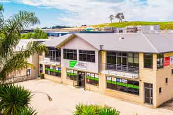 QUALITY OFFICE PREMISES