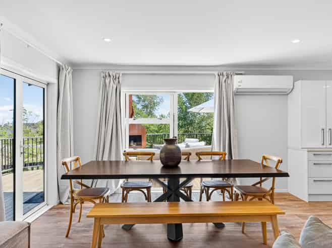 105 Durham Drive, Havelock North