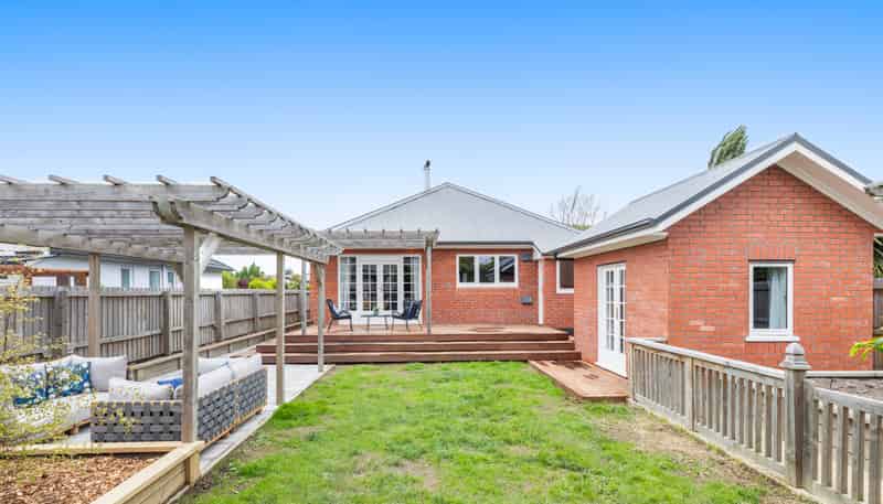 6a Karo  Place, Ilam