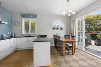 72 Park Road, Miramar