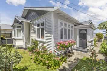 72 Park Road, Miramar