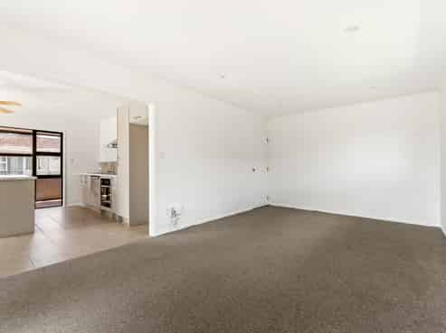 12 Riverside Road, Orewa