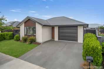 24 Awatere Street, Pegasus