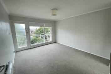 5/16 Lancing Road, Sandringham