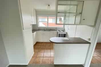 5/16 Lancing Road, Sandringham