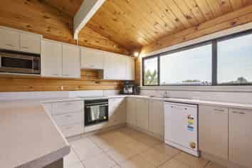 20 Pears Road, Sefton