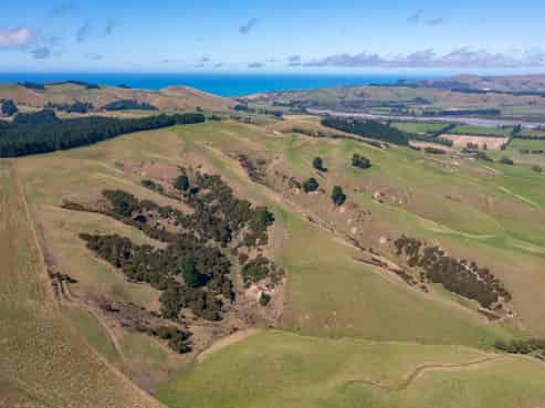 359 Hurunui Mouth Road, Domett