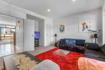 Auckland - Address withheld