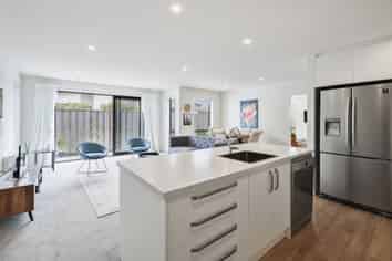 15 Grey View Grove, Rangiora