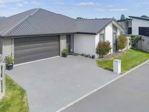 15 Grey View Grove, Rangiora