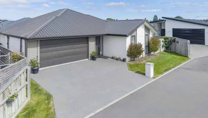 15 Grey View Grove, Rangiora