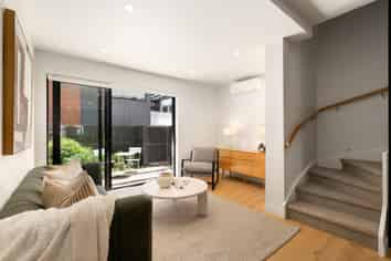 4/11 Western Springs Road, Kingsland