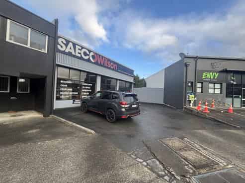 New owner says find me a tenant!