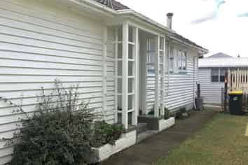 108 Creek Road, Allenton