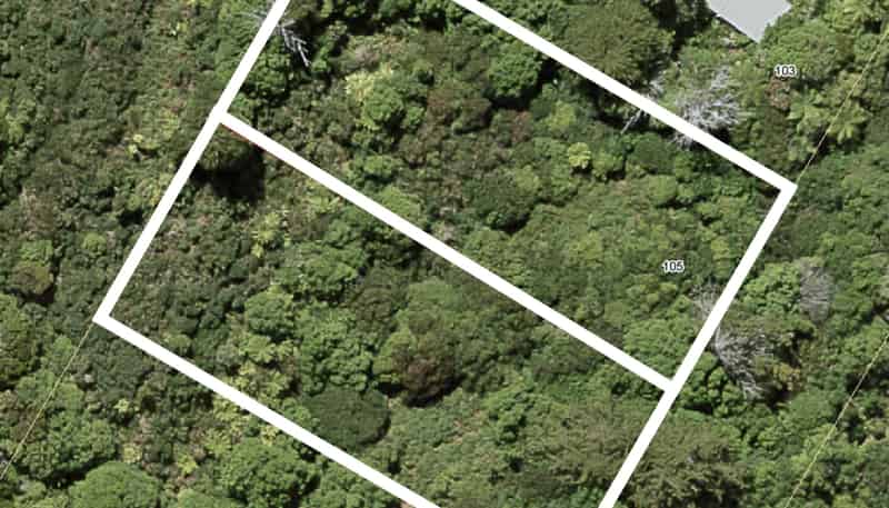 105 Walker Street, Bluff