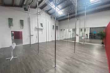 Well Positioned Mixed Use on Carlyle Street