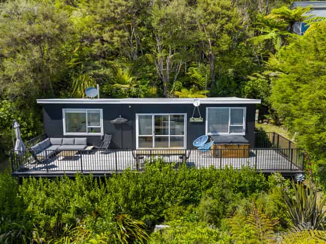 145 Akerbloms Road, Queen Charlotte Sound