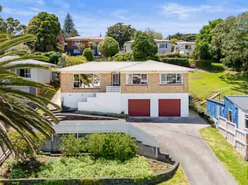 8 Station Road, Pukekohe