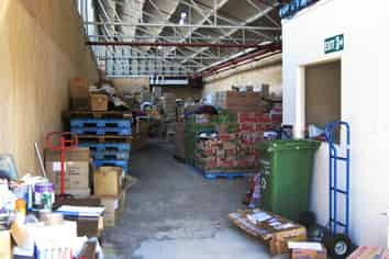 NEW LYNN - BAG A BARGAIN!
