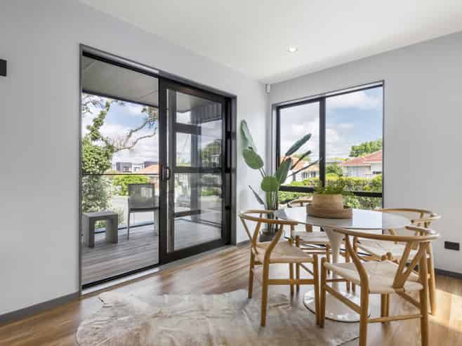 33 Williamson Avenue, Belmont